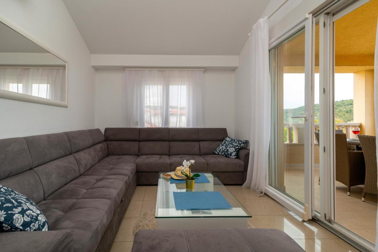 Apartment Angela Trogir Dış mekan fotoğraf
