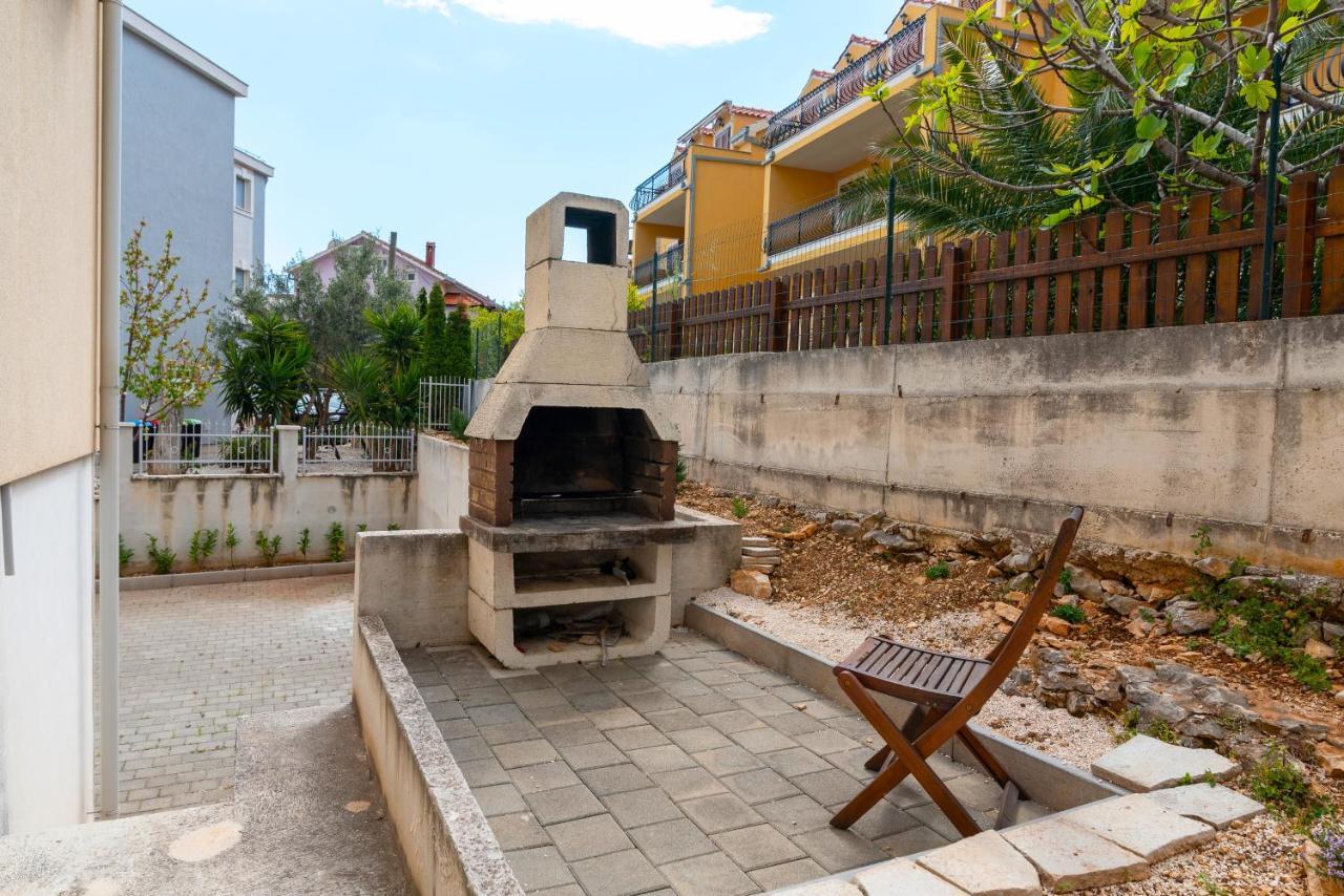 Apartment Angela Trogir Dış mekan fotoğraf