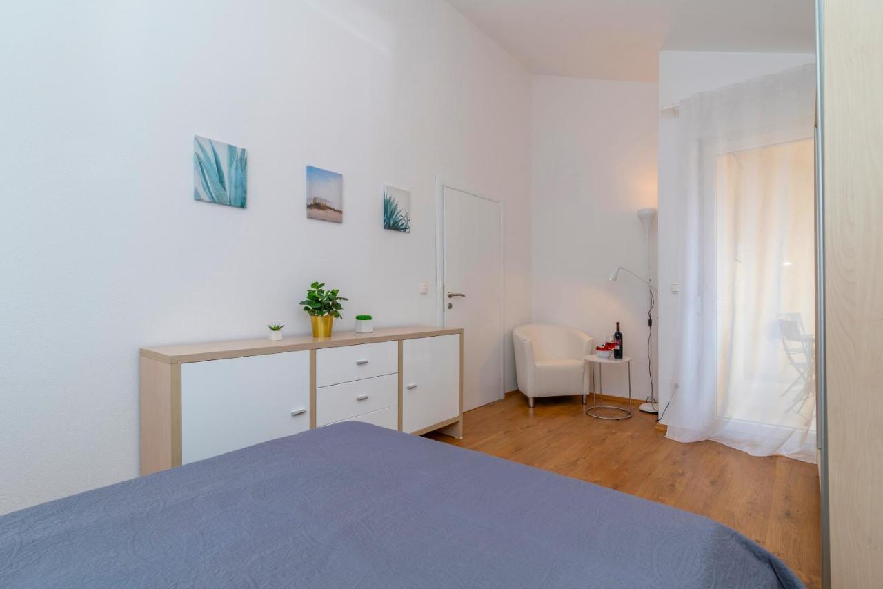 Apartment Angela Trogir Dış mekan fotoğraf